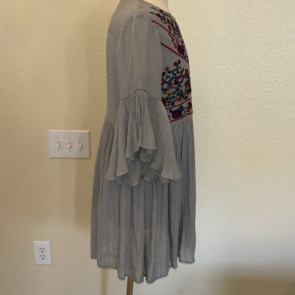 Umgee embroidered accent  all sleeve dress - Picture 4 of 6